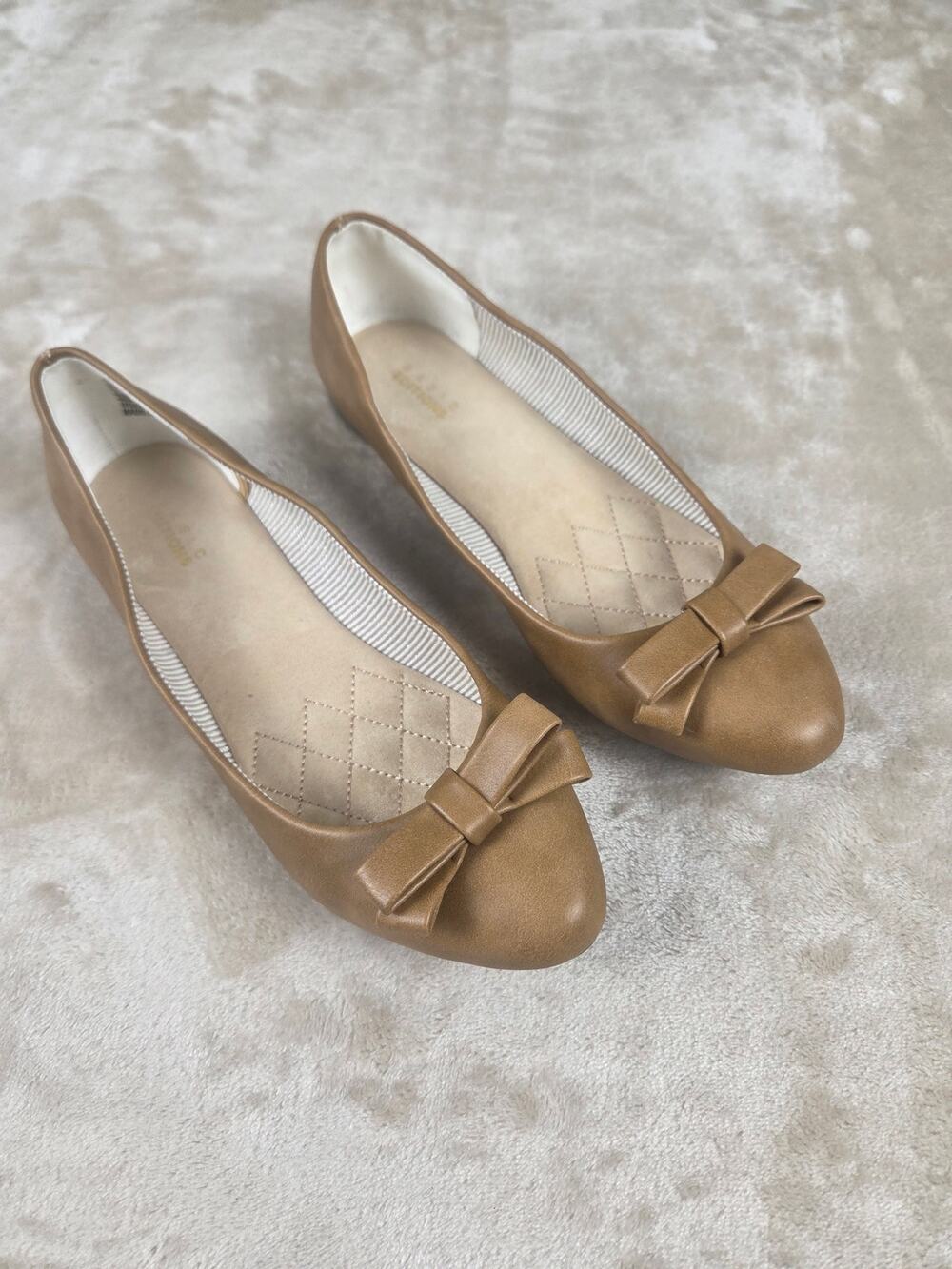 Basic Editions Women's Round Toe Ballet Flats